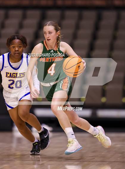 Thumbnail 1 in Porterville @ Bakersfield Christian (CIF CS DIII Championship) photogallery.