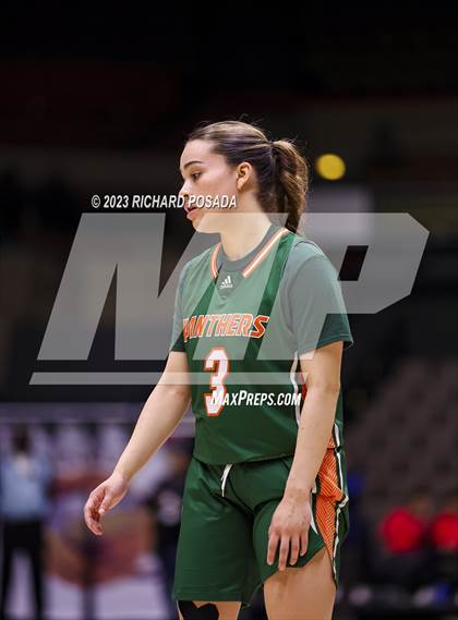 Thumbnail 3 in Porterville @ Bakersfield Christian (CIF CS DIII Championship) photogallery.