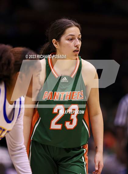 Thumbnail 2 in Porterville @ Bakersfield Christian (CIF CS DIII Championship) photogallery.
