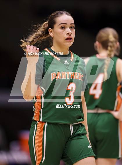 Thumbnail 2 in Porterville @ Bakersfield Christian (CIF CS DIII Championship) photogallery.