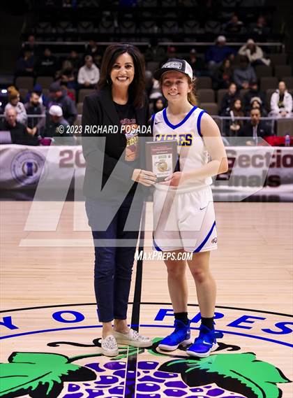 Thumbnail 2 in Porterville @ Bakersfield Christian (CIF CS DIII Championship) photogallery.