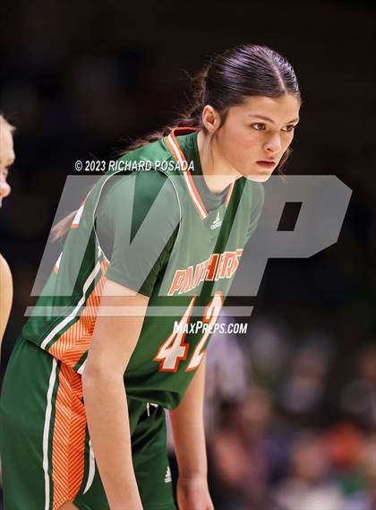 Thumbnail 3 in Porterville @ Bakersfield Christian (CIF CS DIII Championship) photogallery.