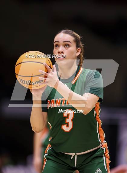 Thumbnail 3 in Porterville @ Bakersfield Christian (CIF CS DIII Championship) photogallery.