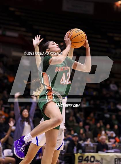 Thumbnail 1 in Porterville @ Bakersfield Christian (CIF CS DIII Championship) photogallery.