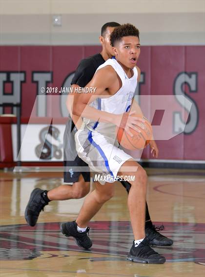 Thumbnail 1 in Dana Hills vs Canyon Springs (Rancho Mirage Holiday Invitational) photogallery.