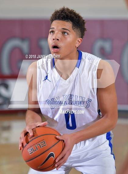 Thumbnail 1 in Dana Hills vs Canyon Springs (Rancho Mirage Holiday Invitational) photogallery.
