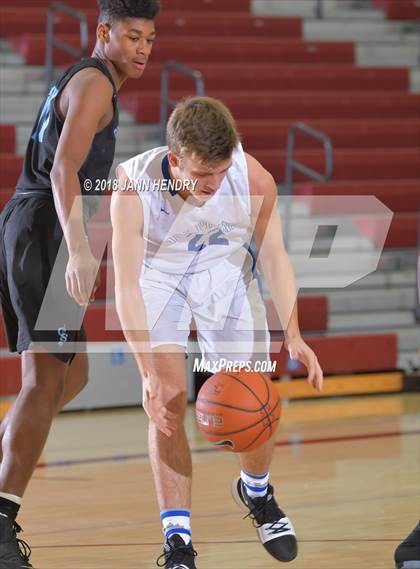 Thumbnail 3 in Dana Hills vs Canyon Springs (Rancho Mirage Holiday Invitational) photogallery.