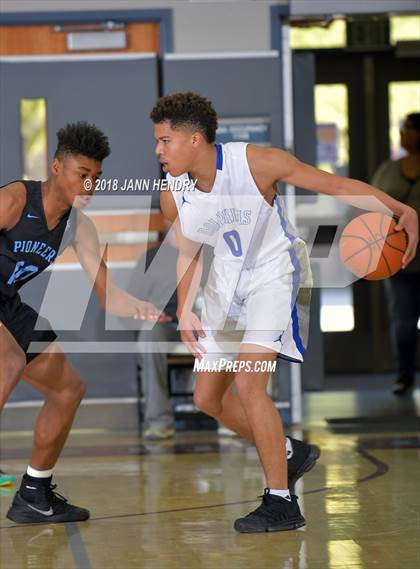 Thumbnail 3 in Dana Hills vs Canyon Springs (Rancho Mirage Holiday Invitational) photogallery.