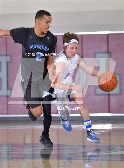 Thumbnail 3 in Dana Hills vs Canyon Springs (Rancho Mirage Holiday Invitational) photogallery.