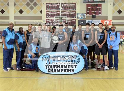 Thumbnail 3 in Dana Hills vs Canyon Springs (Rancho Mirage Holiday Invitational) photogallery.