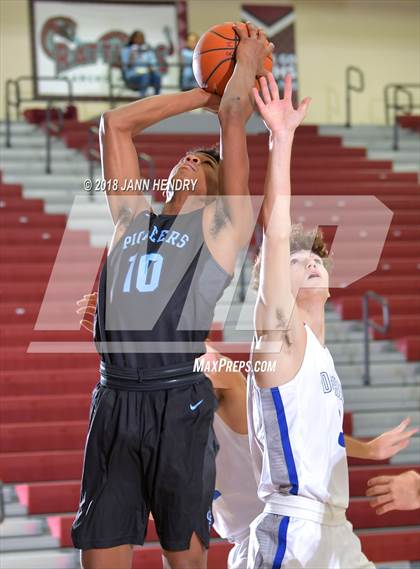 Thumbnail 1 in Dana Hills vs Canyon Springs (Rancho Mirage Holiday Invitational) photogallery.