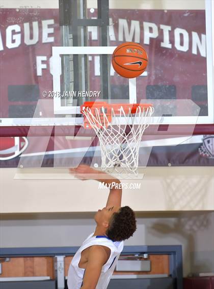 Thumbnail 1 in Dana Hills vs Canyon Springs (Rancho Mirage Holiday Invitational) photogallery.