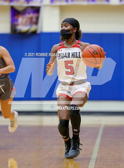 Thumbnail 1 in Temple vs. Cedar Hill (UIL 6A Bi-District) photogallery.