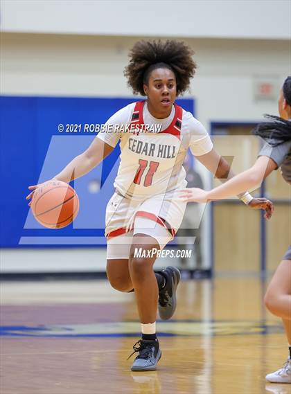Thumbnail 2 in Temple vs. Cedar Hill (UIL 6A Bi-District) photogallery.