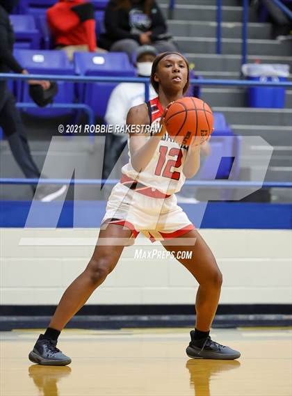 Thumbnail 1 in Temple vs. Cedar Hill (UIL 6A Bi-District) photogallery.