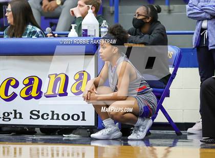 Thumbnail 3 in Temple vs. Cedar Hill (UIL 6A Bi-District) photogallery.