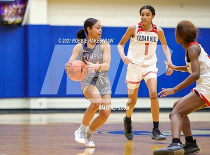 Thumbnail 1 in Temple vs. Cedar Hill (UIL 6A Bi-District) photogallery.