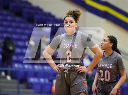 Thumbnail 1 in Temple vs. Cedar Hill (UIL 6A Bi-District) photogallery.