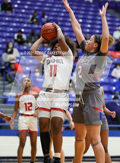 Thumbnail 2 in Temple vs. Cedar Hill (UIL 6A Bi-District) photogallery.