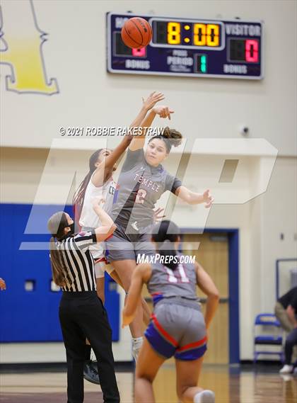 Thumbnail 3 in Temple vs. Cedar Hill (UIL 6A Bi-District) photogallery.