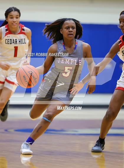 Thumbnail 1 in Temple vs. Cedar Hill (UIL 6A Bi-District) photogallery.