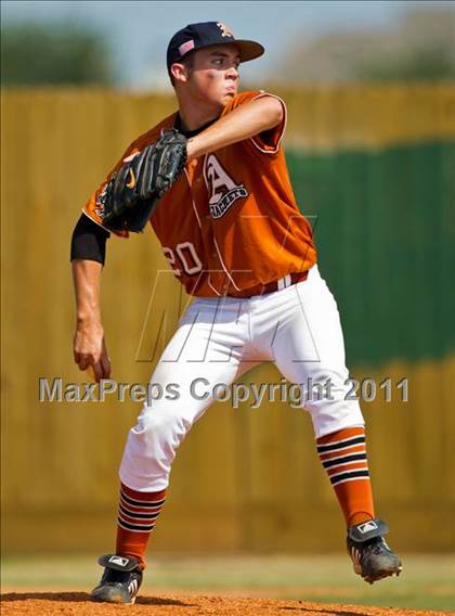 Thumbnail 1 in Alvin vs Fort Bend Clements (Region III Bi-District) photogallery.