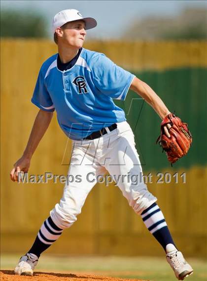 Thumbnail 3 in Alvin vs Fort Bend Clements (Region III Bi-District) photogallery.