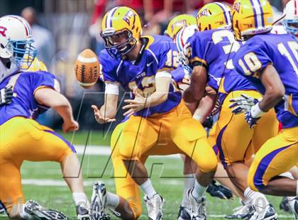 Thumbnail 1 in Byrd vs. Archbishop Rummel (LHSAA D1 Final) photogallery.