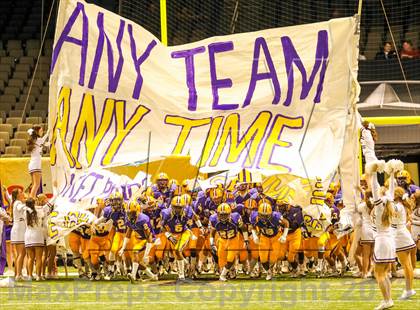 Thumbnail 2 in Byrd vs. Archbishop Rummel (LHSAA D1 Final) photogallery.