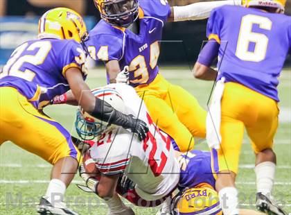 Thumbnail 1 in Byrd vs. Archbishop Rummel (LHSAA D1 Final) photogallery.