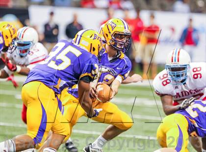 Thumbnail 1 in Byrd vs. Archbishop Rummel (LHSAA D1 Final) photogallery.