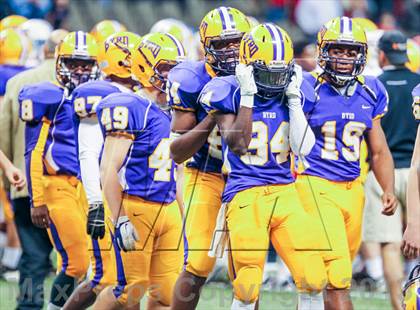 Thumbnail 2 in Byrd vs. Archbishop Rummel (LHSAA D1 Final) photogallery.