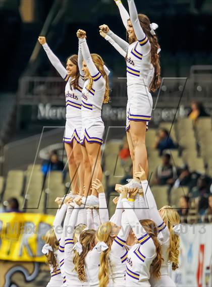 Thumbnail 3 in Byrd vs. Archbishop Rummel (LHSAA D1 Final) photogallery.