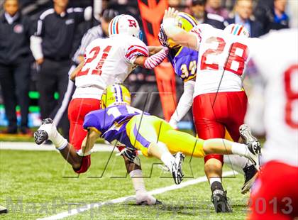 Thumbnail 3 in Byrd vs. Archbishop Rummel (LHSAA D1 Final) photogallery.