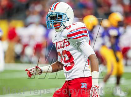 Thumbnail 2 in Byrd vs. Archbishop Rummel (LHSAA D1 Final) photogallery.