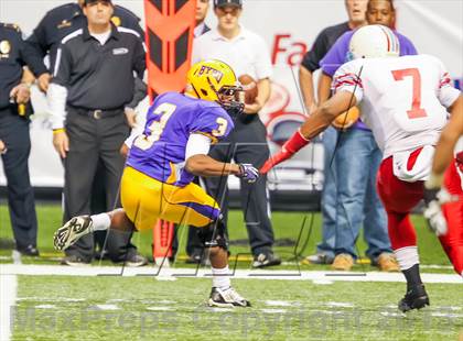 Thumbnail 2 in Byrd vs. Archbishop Rummel (LHSAA D1 Final) photogallery.