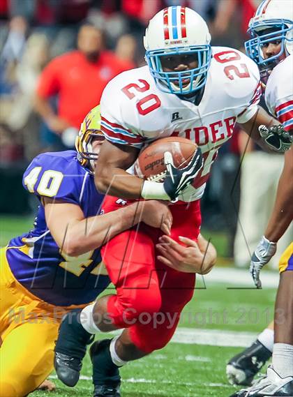 Thumbnail 1 in Byrd vs. Archbishop Rummel (LHSAA D1 Final) photogallery.