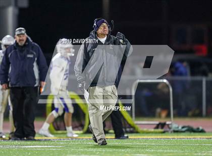 Thumbnail 2 in Liberty North vs. Rockhurst photogallery.
