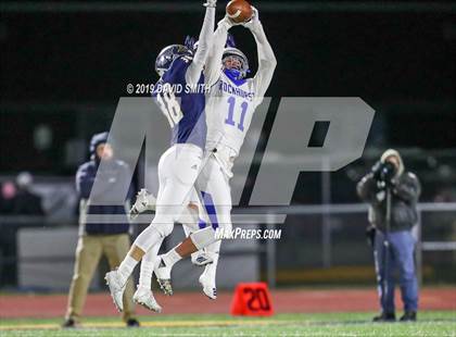 Thumbnail 3 in Liberty North vs. Rockhurst photogallery.