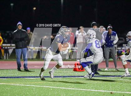 Thumbnail 3 in Liberty North vs. Rockhurst photogallery.