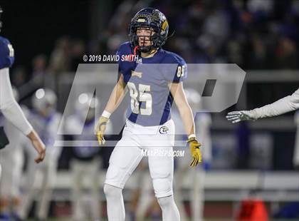 Thumbnail 2 in Liberty North vs. Rockhurst photogallery.