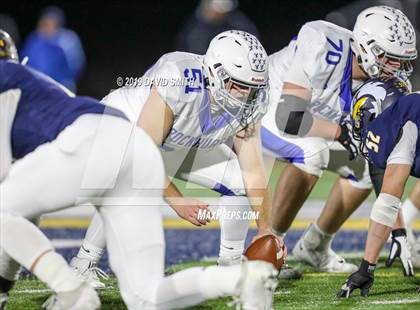 Thumbnail 3 in Liberty North vs. Rockhurst photogallery.