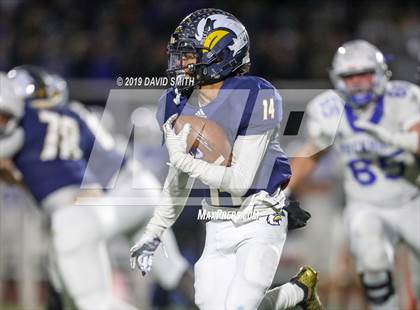 Thumbnail 3 in Liberty North vs. Rockhurst photogallery.