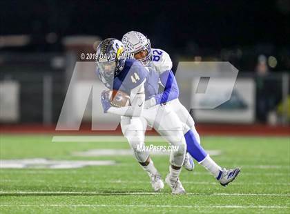 Thumbnail 2 in Liberty North vs. Rockhurst photogallery.