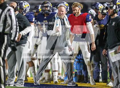 Thumbnail 2 in Liberty North vs. Rockhurst photogallery.