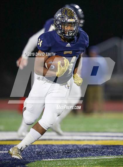 Thumbnail 3 in Liberty North vs. Rockhurst photogallery.
