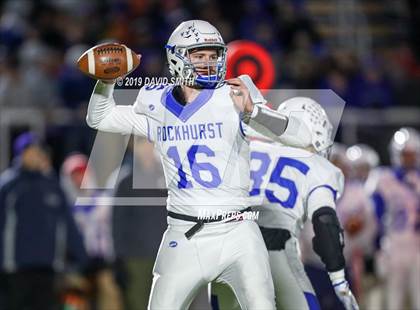 Thumbnail 3 in Liberty North vs. Rockhurst photogallery.