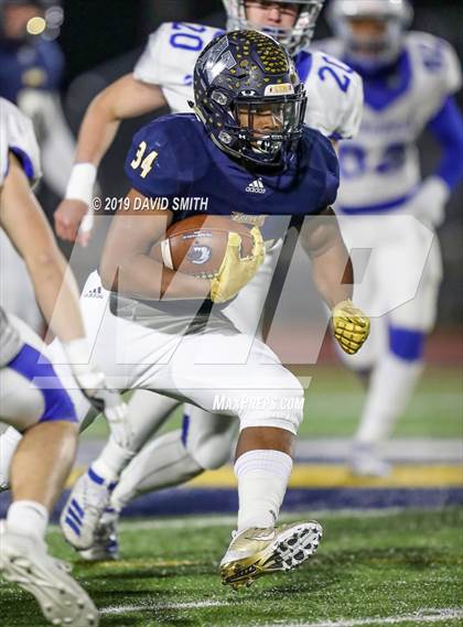 Thumbnail 3 in Liberty North vs. Rockhurst photogallery.
