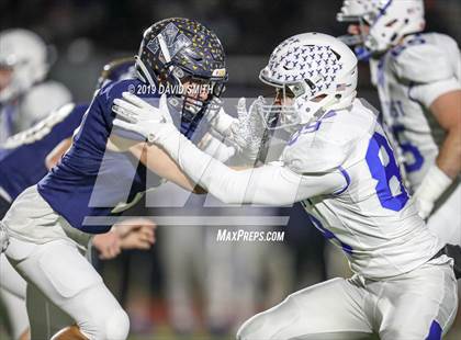 Thumbnail 3 in Liberty North vs. Rockhurst photogallery.