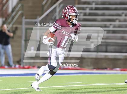 Thumbnail 3 in Horn @ Mesquite photogallery.